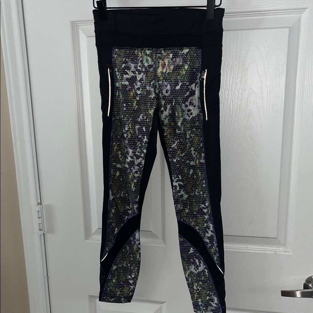 FINAL PRICE Lululemon Athletica Camo Print Joggers with Black Accents
